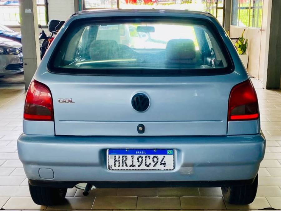 VOLKSWAGEN - GOL - 2001/2001 - Prata - R$ 13.990,00