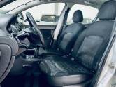 PEUGEOT - 206 - 2005/2006 - Prata - R$ 12.990,00