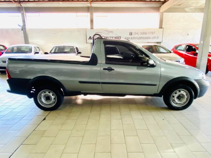 FIAT - STRADA - 2008/2008 - Cinza - R$ 32.990,00