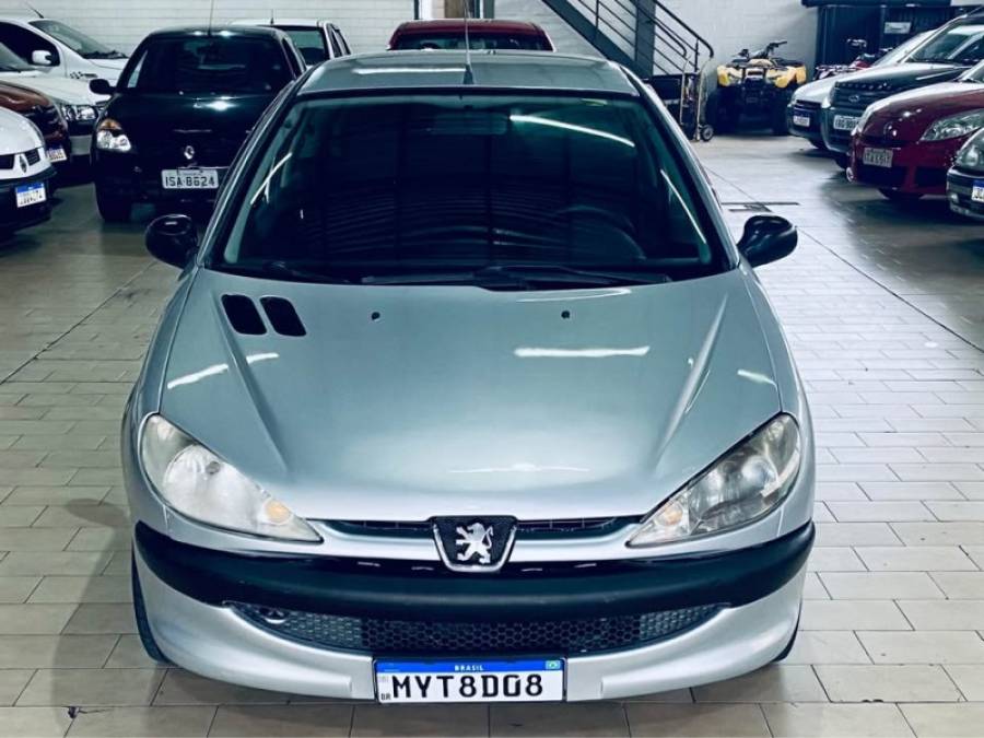 PEUGEOT - 206 - 2005/2006 - Prata - R$ 11.990,00