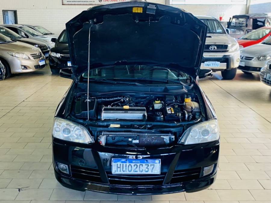 CHEVROLET - ASTRA - 2004/2005 - Preta - R$ 29.990,00
