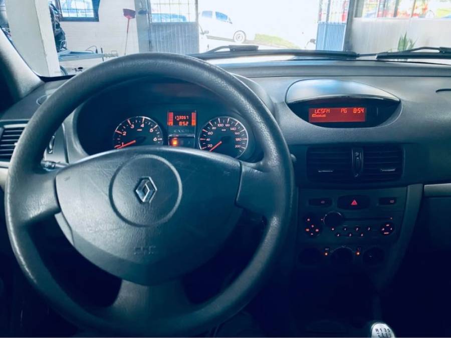RENAULT - SYMBOL - 2012/2012 - Branca - R$ 24.990,00