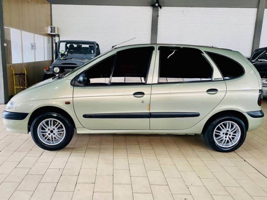 RENAULT - SCÉNIC - 2000/2001 - Bege - R$ 14.990,00