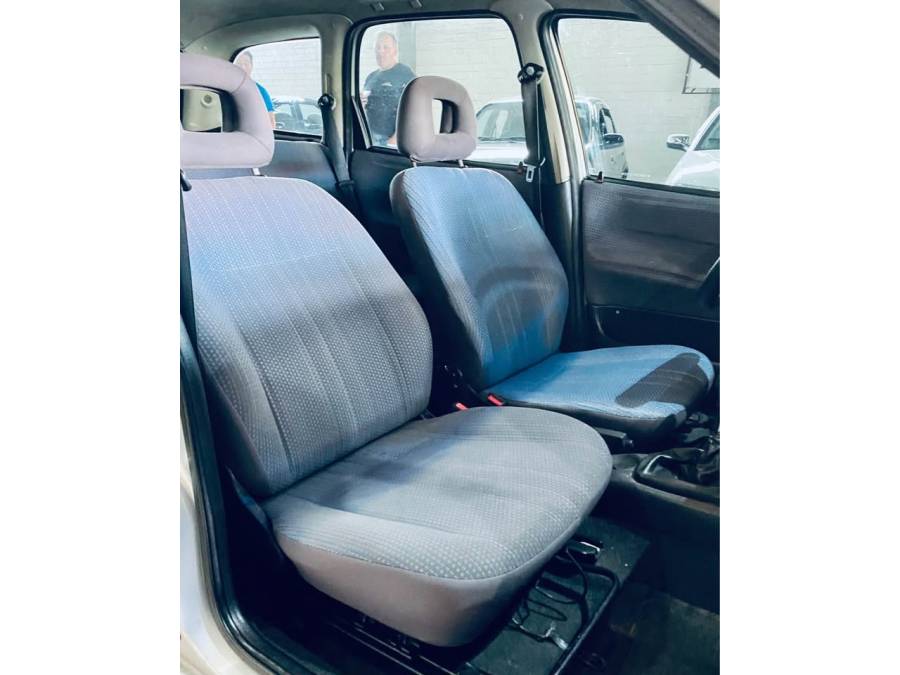 CHEVROLET - CORSA - 1999/1999 - Prata - R$ 13.990,00