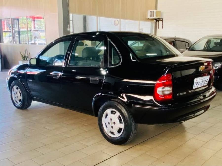 CHEVROLET - CLASSIC - 2009/2010 - Preta - R$ 19.990,00
