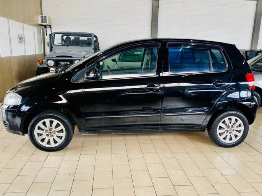 VOLKSWAGEN - FOX - 2008/2008 - Preta - R$ 19.990,00