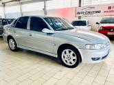 CHEVROLET - VECTRA - 2003/2003 - Prata - R$ 28.990,00