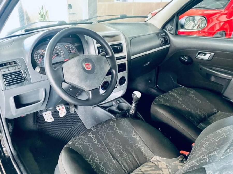 FIAT - STRADA - 2009/2009 - Preta - R$ 39.990,00