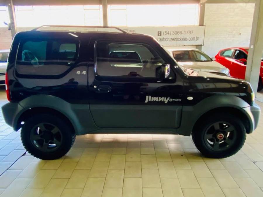 SUZUKI - JIMNY - 2014/2014 - Preta - R$ 64.990,00