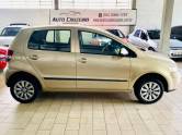 VOLKSWAGEN - FOX - 2005/2005 - Dourada - R$ 20.990,00