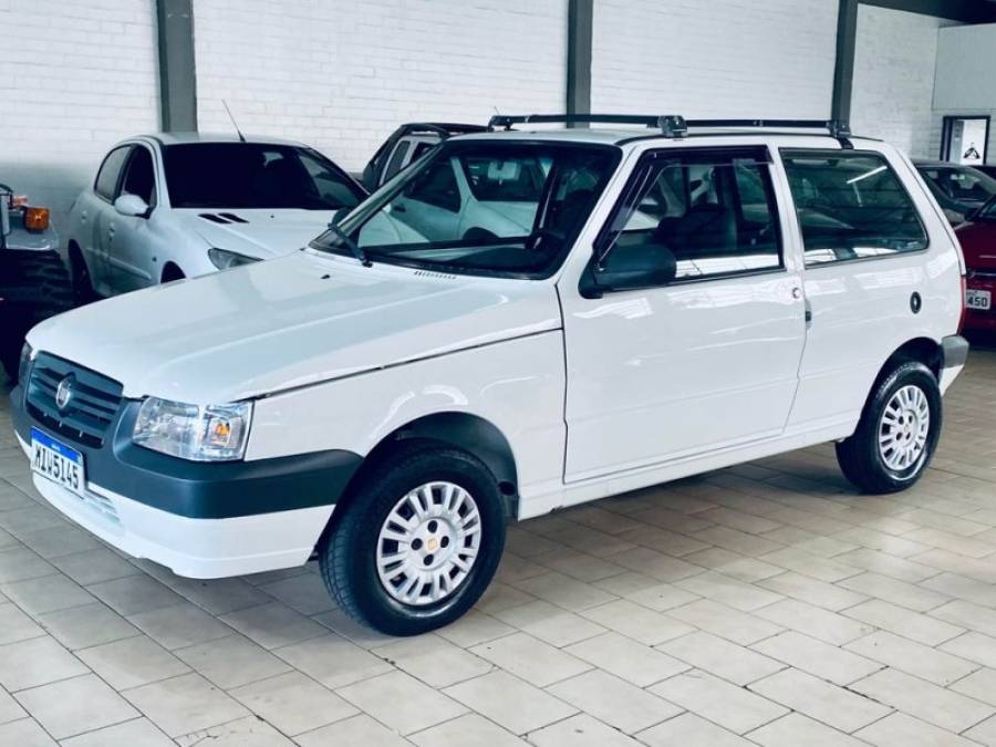 FIAT - UNO - 2011/2012 - Branca - R$ 22.990,00