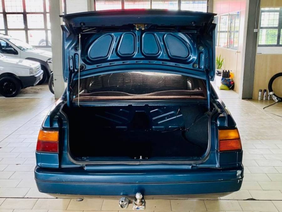 VOLKSWAGEN - SANTANA - 1992/1992 - Azul - R$ 11.800,00