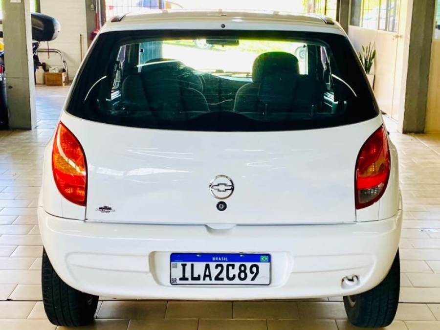 CHEVROLET - CELTA - 2002/2003 - Branca - R$ 12.990,00