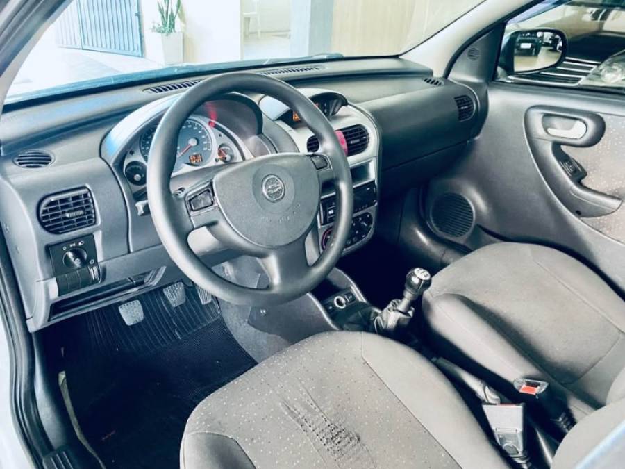 CHEVROLET - CORSA - 2007/2009 - Branca - R$ 27.990,00