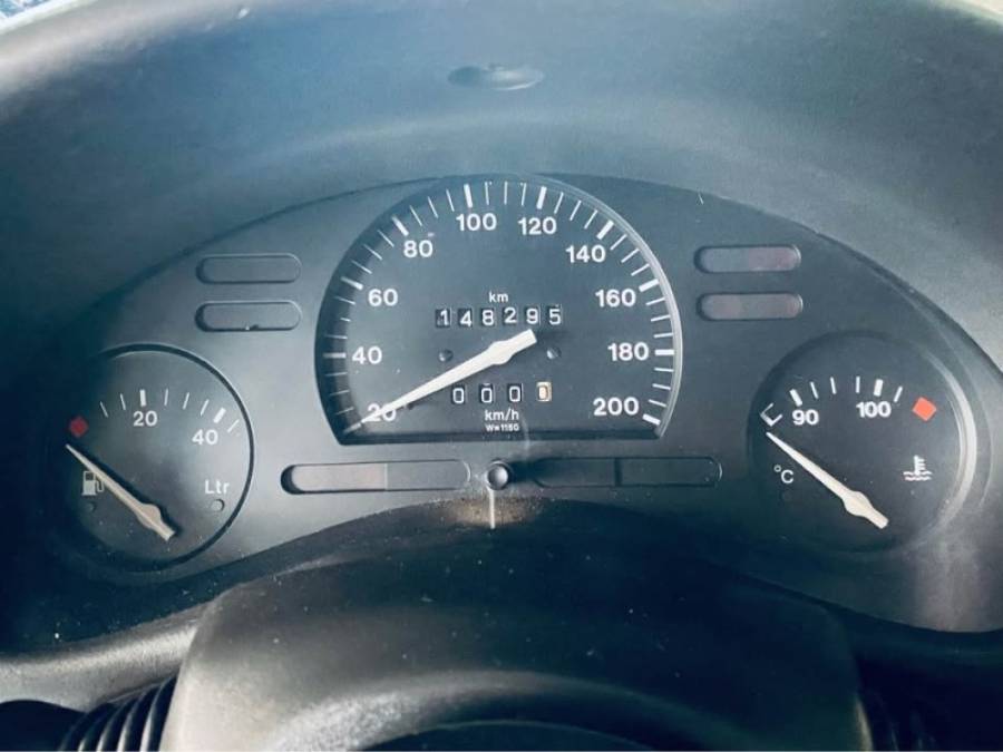 CHEVROLET - CORSA - 1996/1997 - Vermelha - R$ 12.990,00