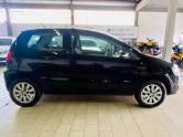 VOLKSWAGEN - FOX - 2013/2013 - Preta - R$ 32.990,00
