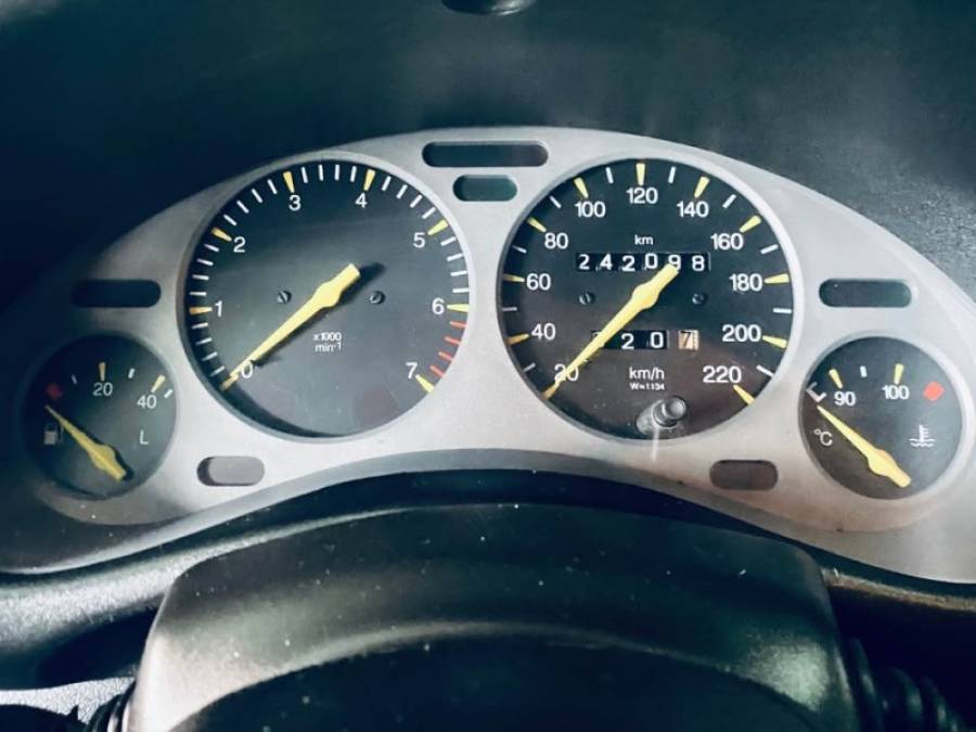 CHEVROLET - CORSA - 1999/1999 - Prata - R$ 12.990,00