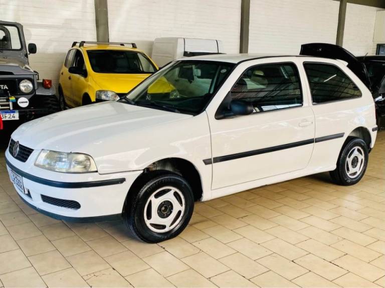 VOLKSWAGEN GOL 2004