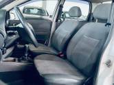 CHEVROLET - CLASSIC - 2015/2016 - Branca - R$ 29.990,00