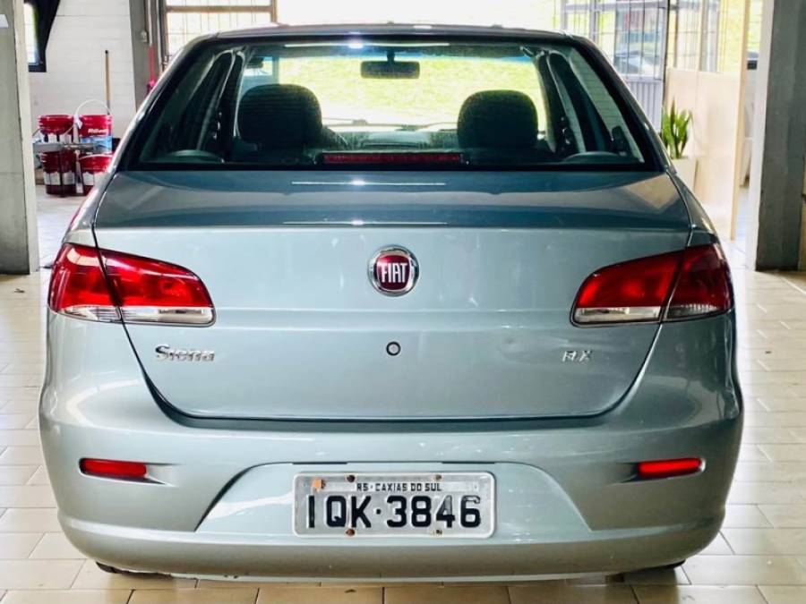 FIAT - SIENA - 2010/2010 - Cinza - R$ 28.990,00
