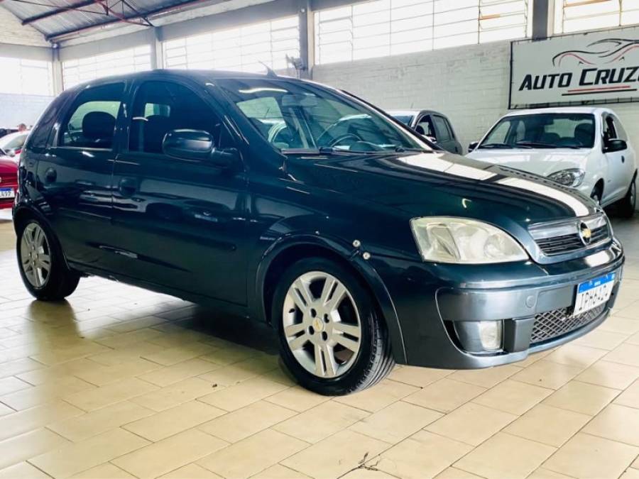 CHEVROLET - CORSA - 2008/2009 - Cinza - R$ 22.990,00