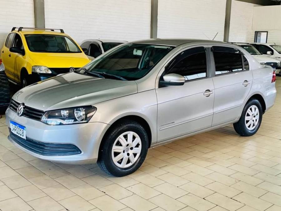 VOLKSWAGEN - VOYAGE - 2015/2015 - Cinza - R$ 42.990,00