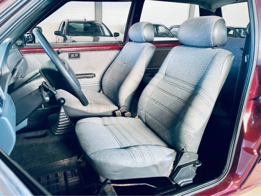 FIAT - UNO - 2000/2001 - Vinho - R$ 10.990,00