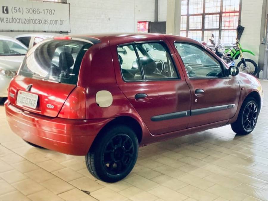 RENAULT - CLIO - 1999/2000 - Vinho - R$ 10.990,00