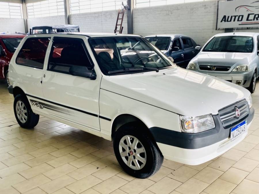 FIAT - UNO - 2008/2009 - Branca - R$ 15.990,00
