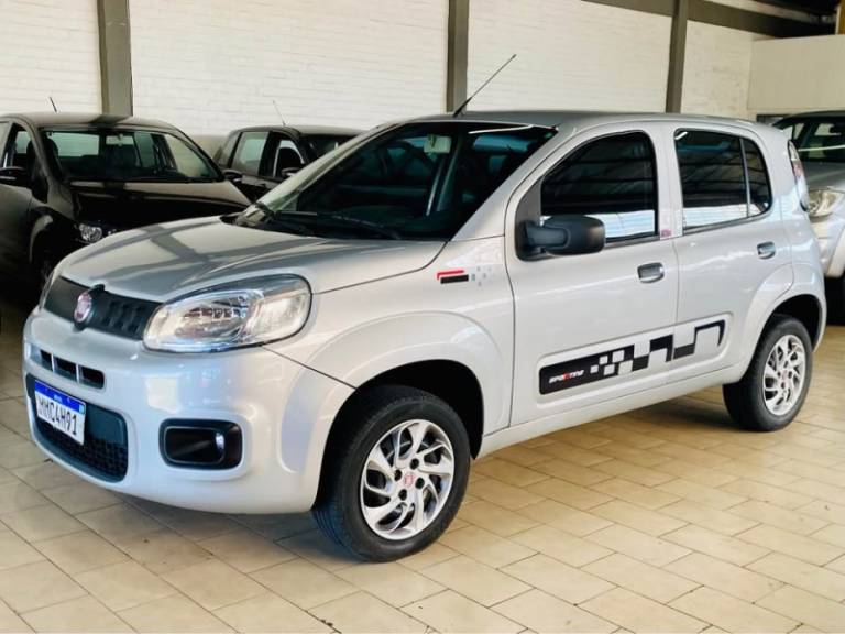 FIAT UNO 2015