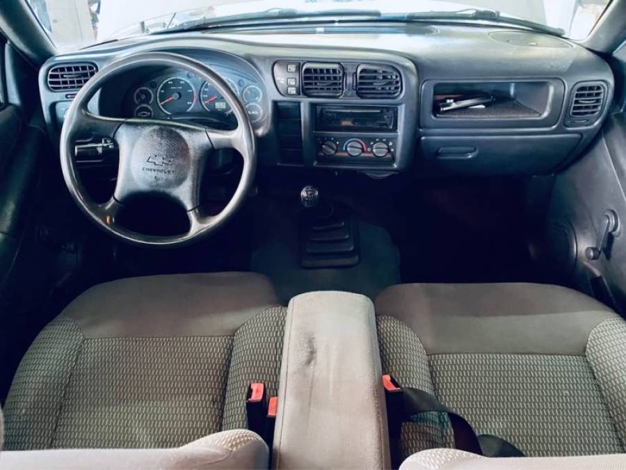 CHEVROLET - S10 - 2005/2006 - Branca - R$ 59.990,00