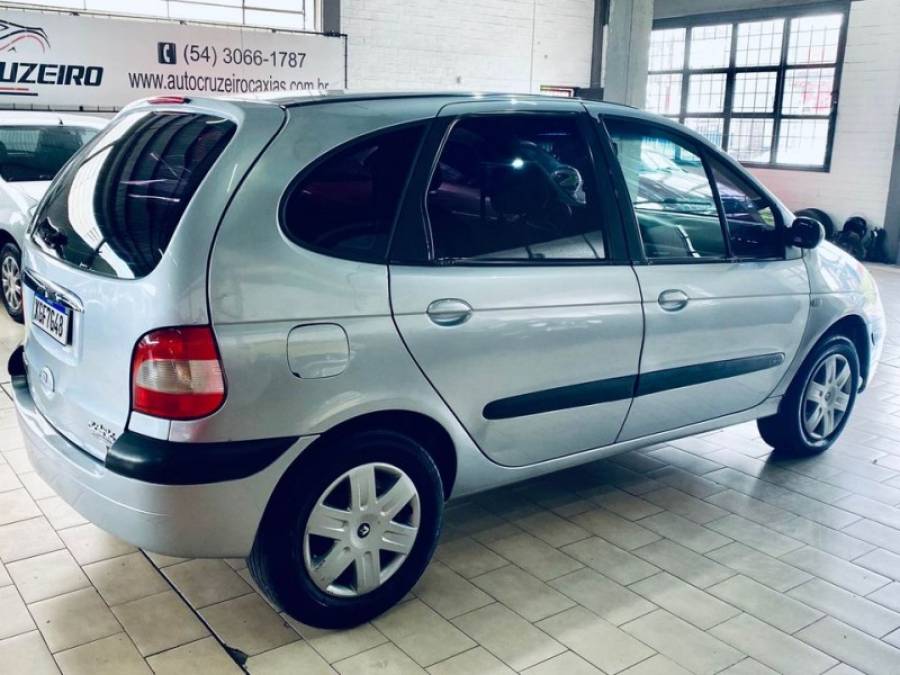 RENAULT - SCÉNIC - 2007/2007 - Prata - R$ 16.900,00