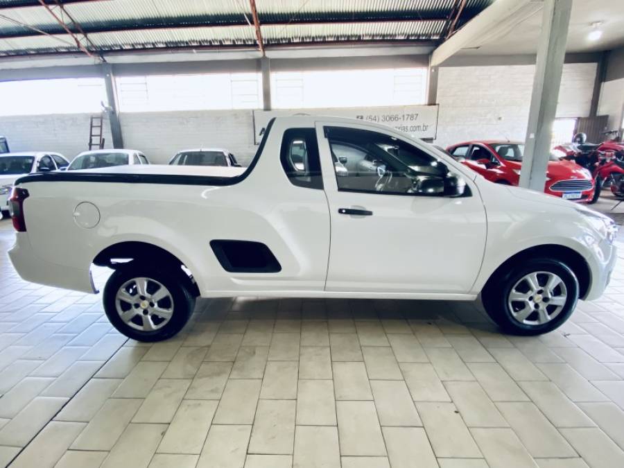 CHEVROLET - MONTANA - 2014/2014 - Branca - R$ 39.990,00