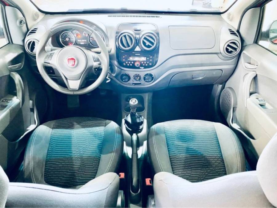 FIAT - PALIO - 2013/2013 - Vermelha - R$ 36.990,00