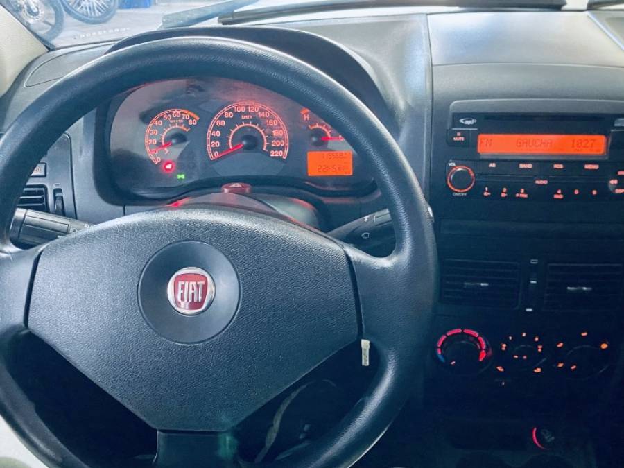 FIAT - SIENA - 2011/2012 - Cinza - R$ 32.990,00
