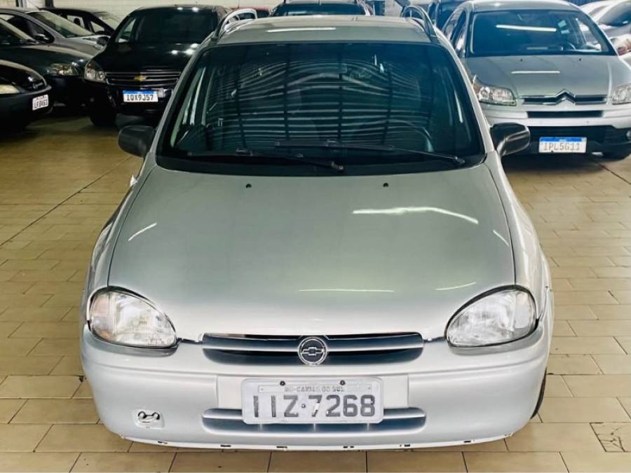 CHEVROLET - CORSA - 1999/1999 - Prata - R$ 12.990,00