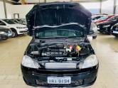 CHEVROLET - CORSA - 2010/2011 - Preta - R$ 28.990,00